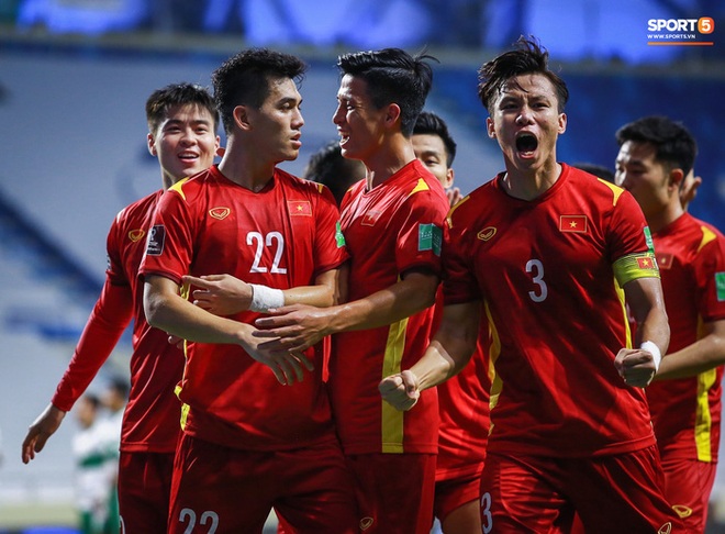 Đội tuyển Việt Nam được thưởng nóng 1 tỷ đồng sau chiến thắng 4-0 trước  Indonesia