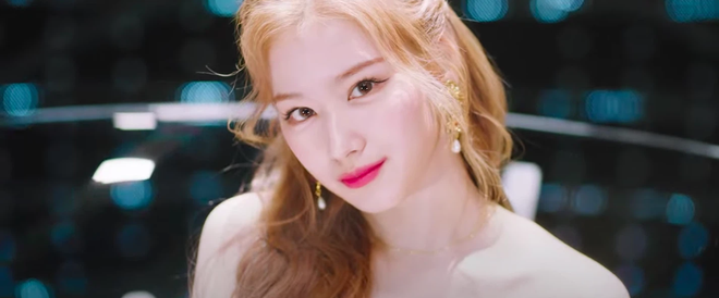 B&agrave;i mới của TWICE rất đẹp: Chưa uống m&agrave; đ&atilde; say với bữa tiệc visual lung linh, đậm vibe m&ugrave;a h&egrave; - Ảnh 11.