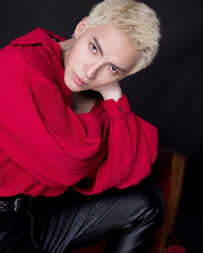 Stylist từng hợp tác với Hồ Ngọc Hà, Ngọc Trinh gây phẫn nộ khi chê bai người lao động "tay chân nhớp nháp, quần áo bê bối" - Ảnh 4. Stylist từng hợp tác với Hồ Ngọc Hà, Ngọc Trinh gây phẫn nộ khi chê bai người lao động "tay chân nhớp nháp, quần áo bê bối" - Ảnh 4.