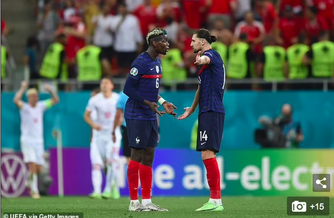 Tiếp nối drama Euro 2020: Đàn anh chán ngấy Mbappe suốt ngày hờn dỗi, tuyển thủ Pháp ức chế vì bị cách ly với người thân - Ảnh 2.