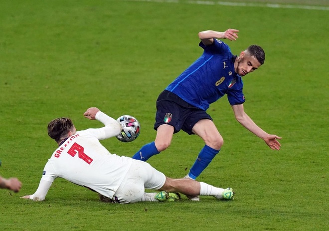 Chấm điểm cầu thủ Italy vs Anh: Siêu nhân mang tên Gianluigi Donnarumma - Ảnh 6.