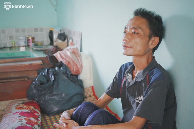Mẹ bỏ đi, nữ sinh 14 tuổi khóc cạn nước mắt, cầu xin một cơ hội để cứu lấy người cha mắc bệnh hiểm nghèo - Ảnh 3. Mẹ bỏ đi, nữ sinh 14 tuổi khóc cạn nước mắt, cầu xin một cơ hội để cứu lấy người cha mắc bệnh hiểm nghèo - Ảnh 3.