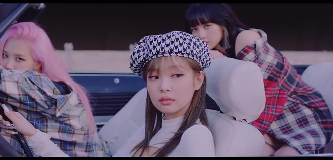 BLACKPINK tung MV mới mà cũ, nhưng fan vẫn lãi vì khuyến mại thêm loạt cảnh quay xinh như mộng chưa từng công bố - Ảnh 6.