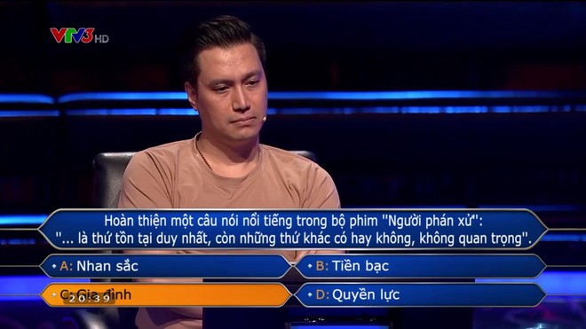 Phan Hải Việt Anh rơi lệ khi thấy câu thoại để đời của cố NSND Hoàng Dũng ở Ai Là Triệu Phú - Ảnh 3.