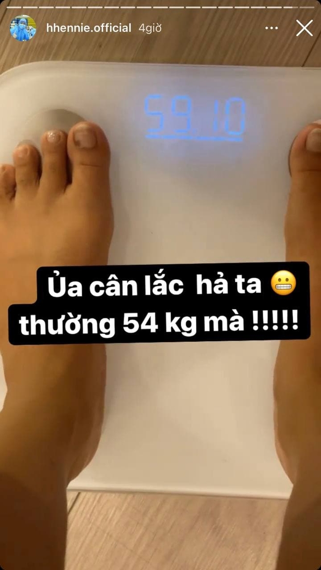 C&oacute; 1 Hoa hậu nổi tiếng với body đẹp như tạc tượng nhưng đ&atilde; tăng... hơn 5kg trong m&ugrave;a gi&atilde;n c&aacute;ch! - Ảnh 1.