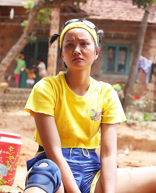 Dàn Hoa hậu tự tin khoe mặt mộc trên show thực tế: Người được khen hết lời, người được nhận xét quá khác biệt - Ảnh 5. Dàn Hoa hậu tự tin khoe mặt mộc trên show thực tế: Người được khen hết lời, người được nhận xét quá khác biệt - Ảnh 5.
