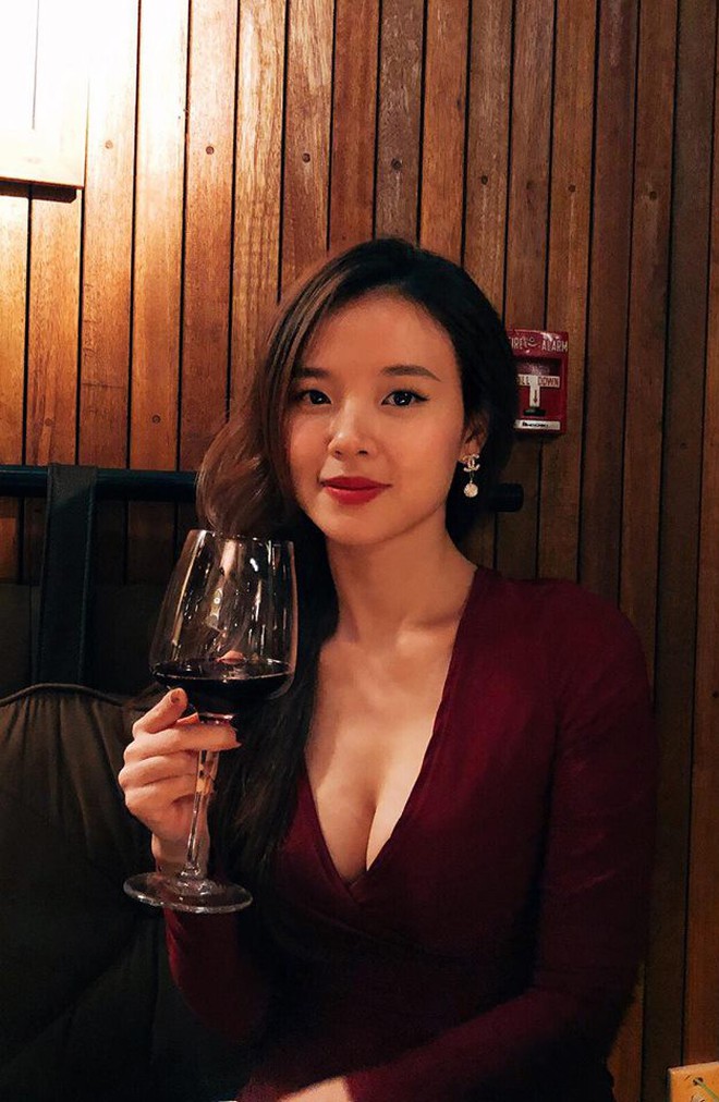 Đọ style 3 giảng viên hot nhất MXH: Midu ngày càng "mlem", Âu Hà My lẫn Lê Âu Ngân Anh cũng khiến người ta "mất máu" - Ảnh 7. Đọ style 3 giảng viên hot nhất MXH: Midu ngày càng "mlem", Âu Hà My lẫn Lê Âu Ngân Anh cũng khiến người ta "mất máu" - Ảnh 7.