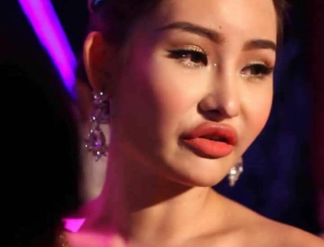 Đọ style 3 giảng viên hot nhất MXH: Midu ngày càng "mlem", Âu Hà My lẫn Lê Âu Ngân Anh cũng khiến người ta "mất máu" - Ảnh 9. Đọ style 3 giảng viên hot nhất MXH: Midu ngày càng "mlem", Âu Hà My lẫn Lê Âu Ngân Anh cũng khiến người ta "mất máu" - Ảnh 9.