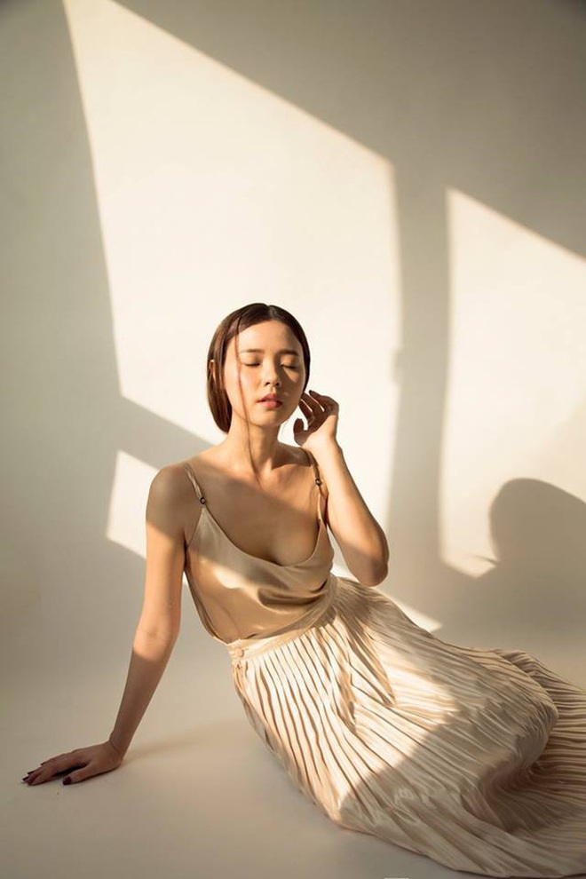 Đọ style 3 giảng viên hot nhất MXH: Midu ngày càng "mlem", Âu Hà My lẫn Lê Âu Ngân Anh cũng khiến người ta "mất máu" - Ảnh 6. Đọ style 3 giảng viên hot nhất MXH: Midu ngày càng "mlem", Âu Hà My lẫn Lê Âu Ngân Anh cũng khiến người ta "mất máu" - Ảnh 6.