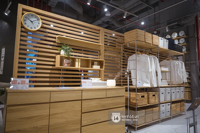 HOT: Cận cảnh mọi ngóc ngách store MUJI Hà Nội trước ngày khai trương, quá trời đồ xinh, dự là bạn sẽ muốn tậu hết - Ảnh 7.