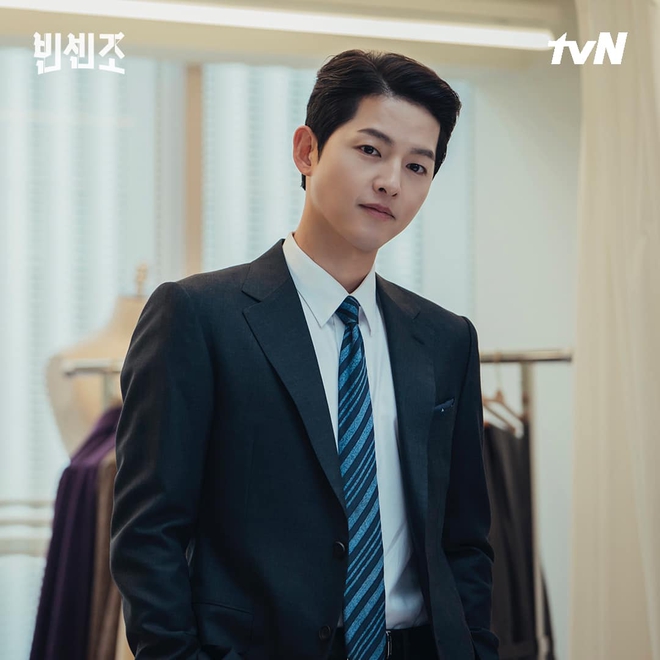 NÓNG: Song Joong Ki dính bê bối đầu tiên trong sự nghiệp, bị khiếu nại do xây dựng trái phép, gây tai nạn giao thông - Ảnh 2.