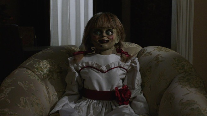 Annabelle: Annabelle là một trong những bộ phim kinh dị nổi tiếng nhất thế giới, với những cảnh quay hấp dẫn và kịch tính. Nếu bạn muốn khám phá những bí mật đằng sau vẻ đẹp đáng sợ của chiếc búp bê Annabelle, hãy xem bộ phim này ngay!