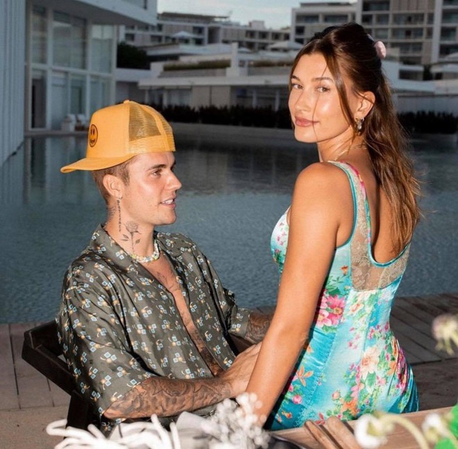 Justin Bieber và Hailey sắp có em bé sau 2 năm kết hôn, “hint” lồ lộ trong ảnh mới của 2 vợ chồng? - Ảnh 3.