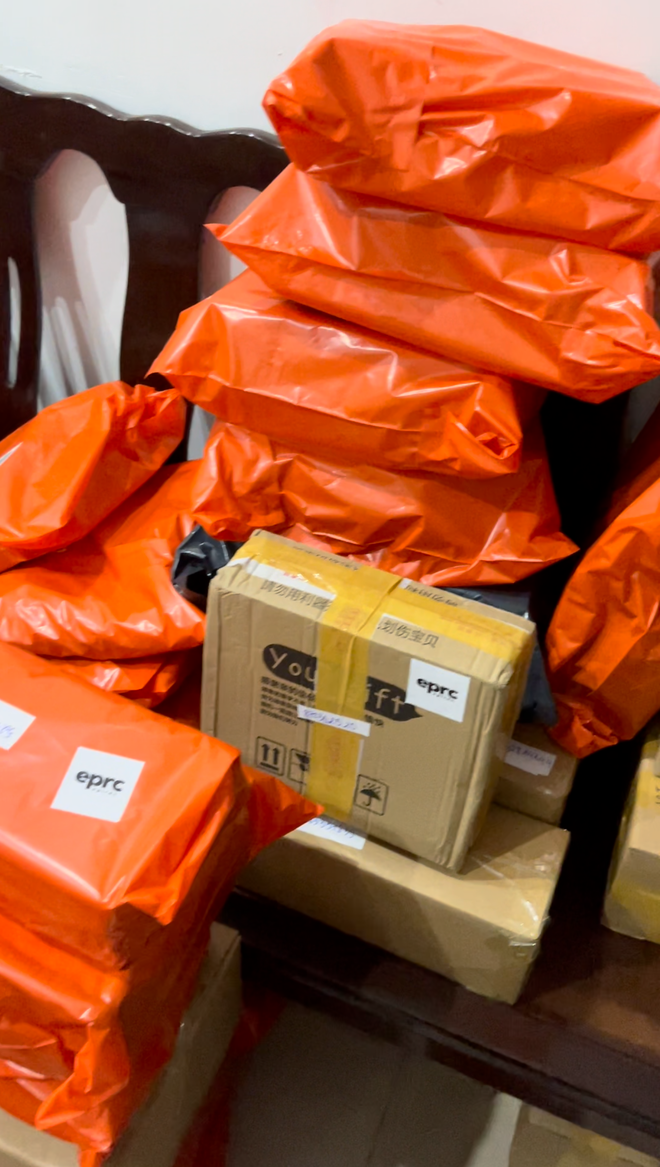 Thời này kiếm tiền thế: Order Taobao vài chục ngàn bán vài trăm, giàu không chưa biết chỉ thấy khó khăn đủ đường - Ảnh 5. Thời này kiếm tiền thế: Order Taobao vài chục ngàn bán vài trăm, giàu không chưa biết chỉ thấy khó khăn đủ đường - Ảnh 5.