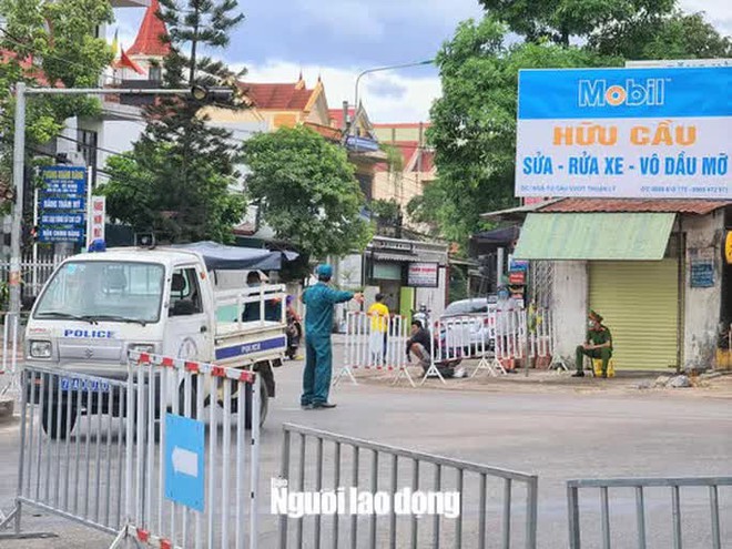 Quảng B&igrave;nh gi&atilde;n c&aacute;ch x&atilde; hội to&agrave;n TP. Đồng Hới sau khi xuất hiện 5 ca Covid-19 - Ảnh 1.