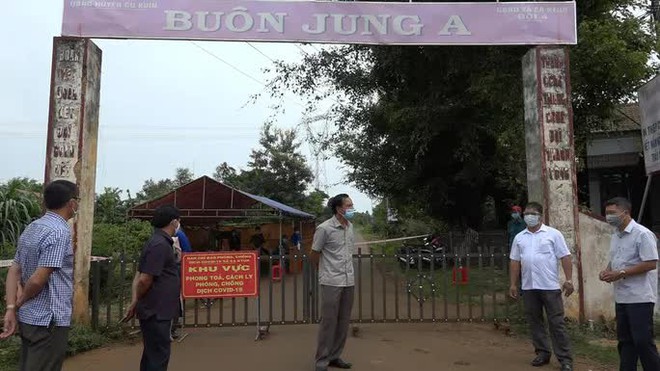 Đắk Lắk: Phong tỏa một buôn có hàng chục ca mắc Covid-19 - Ảnh 2.