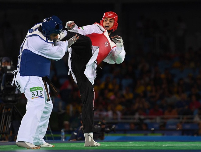 Nam thần bóng nhẫy xứ Tonga và hành trình thoát nhọ khó tin để giành vé tới Olympic - Ảnh 2.