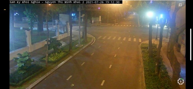 Trực tiếp: Toàn cảnh đường phố Sài Gòn sau 18h tối nay (26/7) - Ảnh 4.