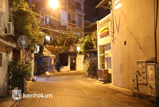 Trực tiếp: Toàn cảnh đường phố Sài Gòn sau 18h tối nay (26/7) - Ảnh 2.