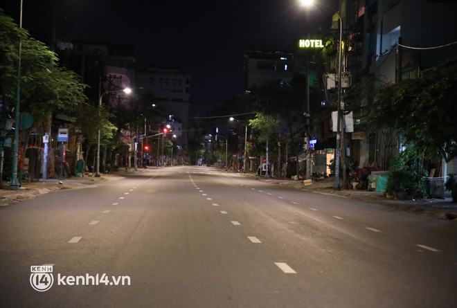 Trực tiếp: Toàn cảnh đường phố Sài Gòn sau 18h tối nay (26/7) - Ảnh 6.