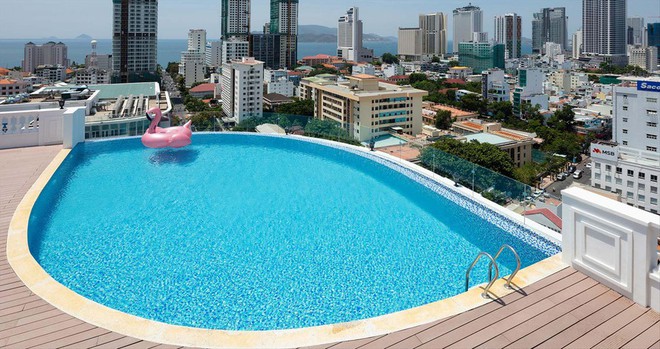 Kiệt sức chống chịu, rao b&aacute;n kh&aacute;ch sạn tr&agrave;n lan - Ảnh 1.