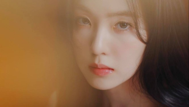 Mặc scandal thái độ, Irene (Red Velvet) vẫn cứ là đẹp ngây ngất trong teaser mới khiến dân tình muốn ghét cũng không ghét nổi - Ảnh 3.