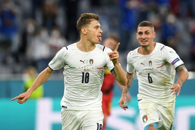 Tiền đạo tuyển Bỉ tấu hài, Italy thắng thuyết phục để giành vé vào bán kết Euro 2020 - Ảnh 9.