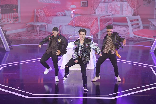 Netizen tranh cãi khi Phạm Đình Thái Ngân vẫn còn trụ lại show thực tế - Ảnh 1.