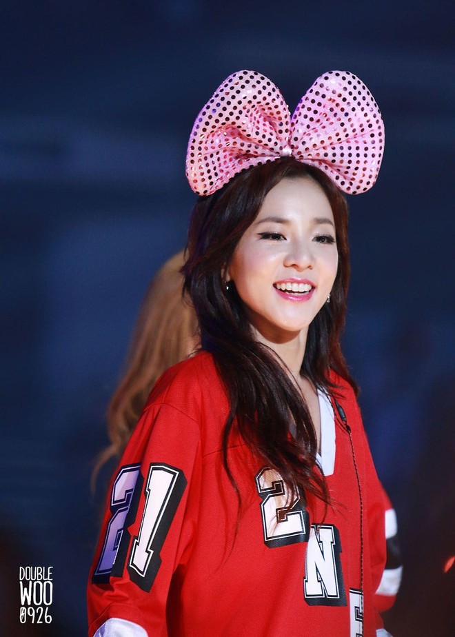 Dara (2NE1) thừa nhận gặp tổn thương, bất đồng với ba mẹ và phải tự tìm lấy niềm vui - Ảnh 1.