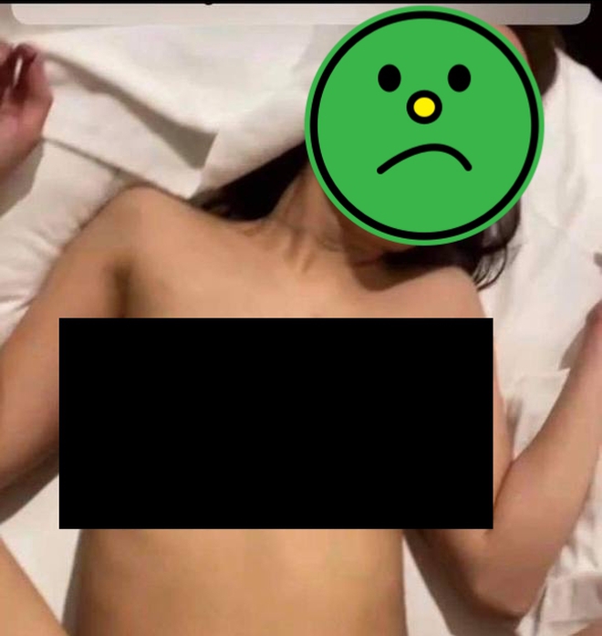 Nóng: Lộ ảnh sex nghi của hot girl từng bị đánh ghen giữa phố cổ Hà Nội - Ảnh 1. Nóng: Lộ ảnh sex nghi của hot girl từng bị đánh ghen giữa phố cổ Hà Nội - Ảnh 1.