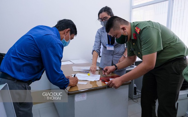 Hành trình chuyển đề thi an toàn từ đầu đến cuối - Ảnh 8.