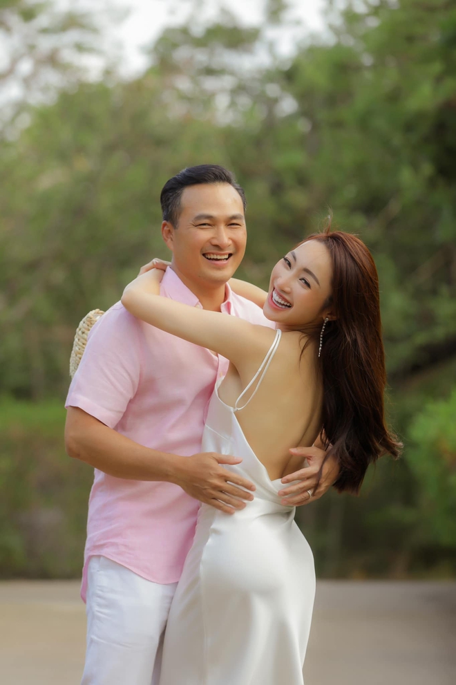 Vợ k&eacute;m 16 tuổi của Chi Bảo x&aacute;c nhận đ&atilde; mang thai sau 4 th&aacute;ng đăng k&iacute; kết h&ocirc;n, loạt ảnh tạm biệt body thời con g&aacute;i g&acirc;y sốt - Ảnh 8.