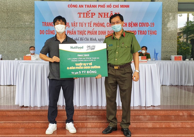 C&ocirc;ng Phượng tiếp sức cho c&ocirc;ng t&aacute;c chống dịch tại TP.HCM - Ảnh 1.