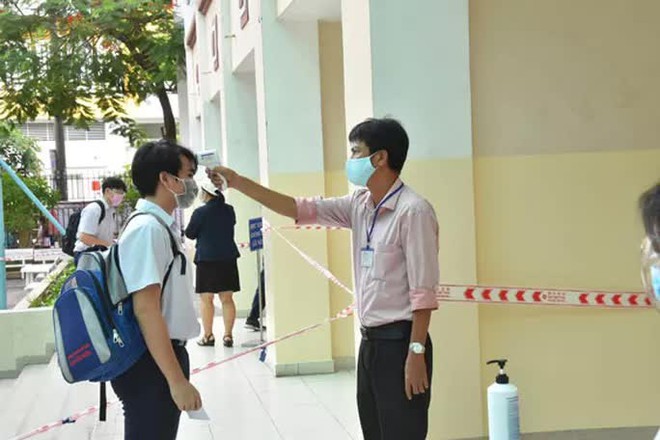 Xử l&yacute; kịp thời c&aacute;c t&igrave;nh huống bất thường do Covid-19 - Ảnh 1.