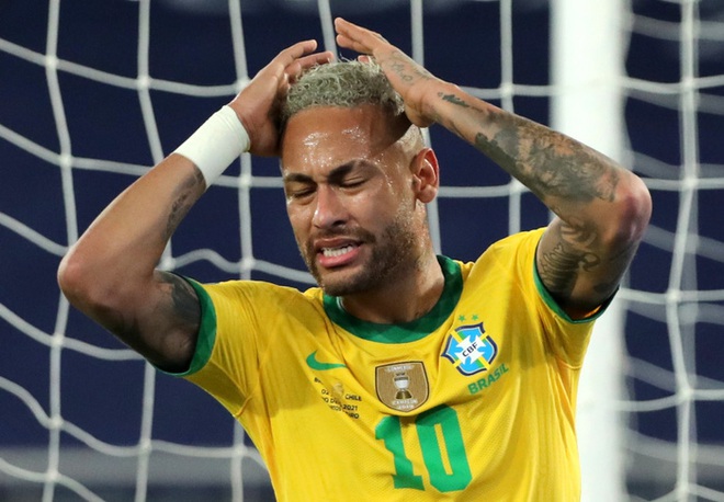 Cầu thủ đắt gi&aacute; nhất thế giới đ&ograve;i đấm những cổ động vi&ecirc;n người Brazil nhưng ủng hộ Argentina - Ảnh 2.