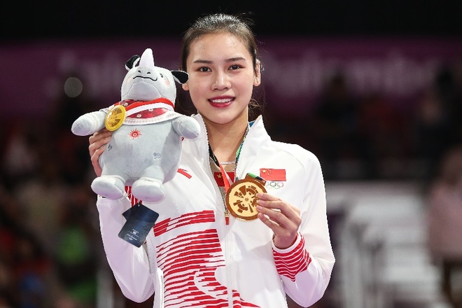 Khoảnh khắc chấn thương của nữ thần thể dục dụng cụ Trung Quốc bất ngờ gây sốt và kết cục đáng tự hào ở Olympic Tokyo 2020 - Ảnh 1.