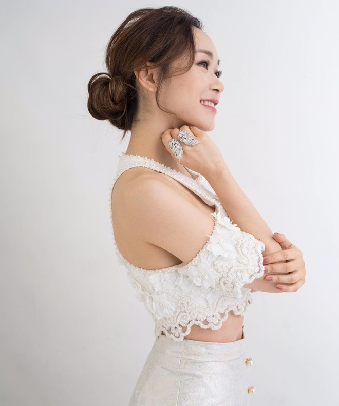 Hoa hậu dính bê bối chửa hoang, bán bia kiếm sống nỗ lực làm lại cuộc đời - Ảnh 7. Hoa hậu dính bê bối chửa hoang, bán bia kiếm sống nỗ lực làm lại cuộc đời - Ảnh 7.