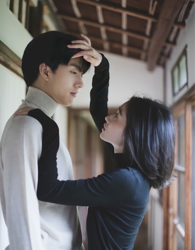 Liều thuốc thần ti&ecirc;n khiến tr&aacute;i tim chẳng thể ngủ y&ecirc;n v&agrave; c&acirc;u chuyện ph&iacute;a sau những bộ phim ng&ocirc;n t&igrave;nh ngọt s&uacute;n răng của m&agrave;n ảnh Hoa ngữ - Ảnh 3.