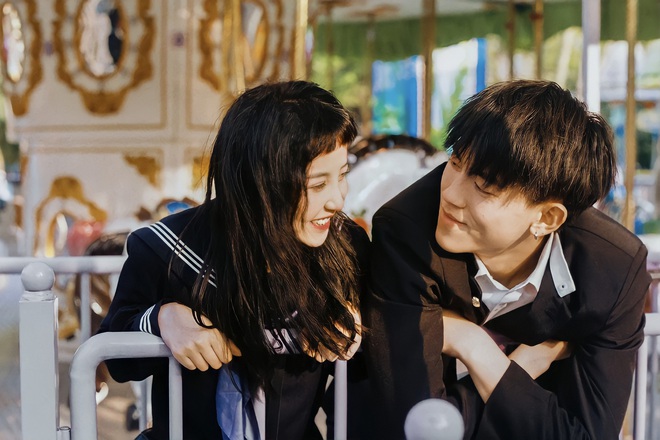 Liều thuốc thần ti&ecirc;n khiến tr&aacute;i tim chẳng thể ngủ y&ecirc;n v&agrave; c&acirc;u chuyện ph&iacute;a sau những bộ phim ng&ocirc;n t&igrave;nh ngọt s&uacute;n răng của m&agrave;n ảnh Hoa ngữ - Ảnh 5.