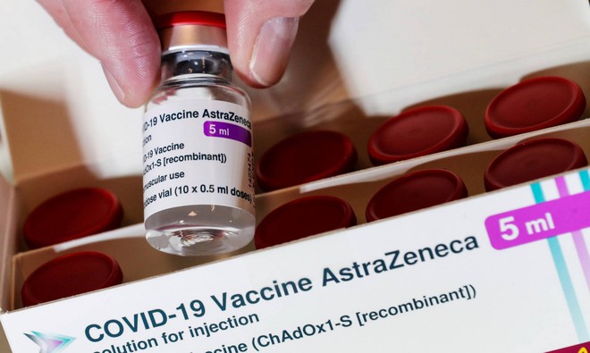 Hungary tặng Việt Nam 100.000 liều vaccine v&agrave; 100.000 bộ x&eacute;t nghiệm nhanh Covid-19 - Ảnh 1.