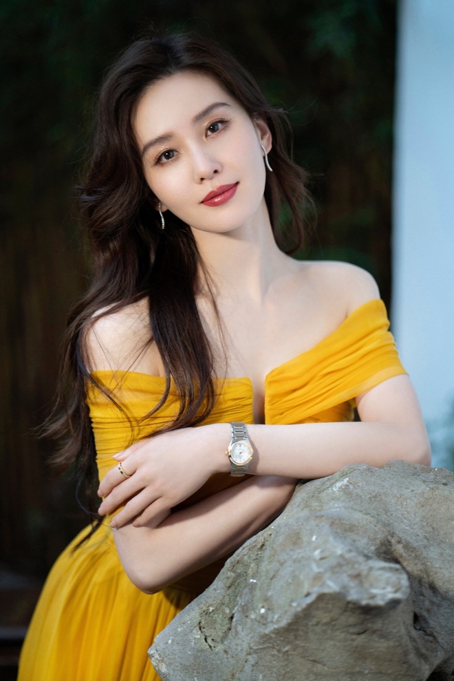 Nhan sắc năm 17 tuổi của 1 tiểu Hoa đ&aacute;n bất ngờ được đ&agrave;o lại, bằng chứng kh&ocirc;ng dao k&eacute;o đanh th&eacute;p l&agrave; đ&acirc;y? - Ảnh 6.