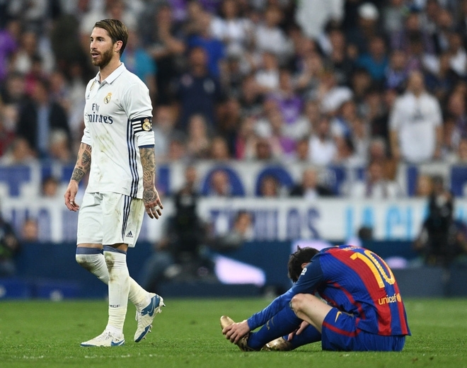 Từng chặt chém Messi kinh khủng nhất, Vua thẻ đỏ Sergio Ramos giờ lại tích cực nịnh bợ đồng đội mới ở PSG - Ảnh 8.