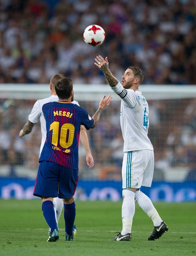 Từng chặt chém Messi kinh khủng nhất, Vua thẻ đỏ Sergio Ramos giờ lại tích cực nịnh bợ đồng đội mới ở PSG - Ảnh 10.