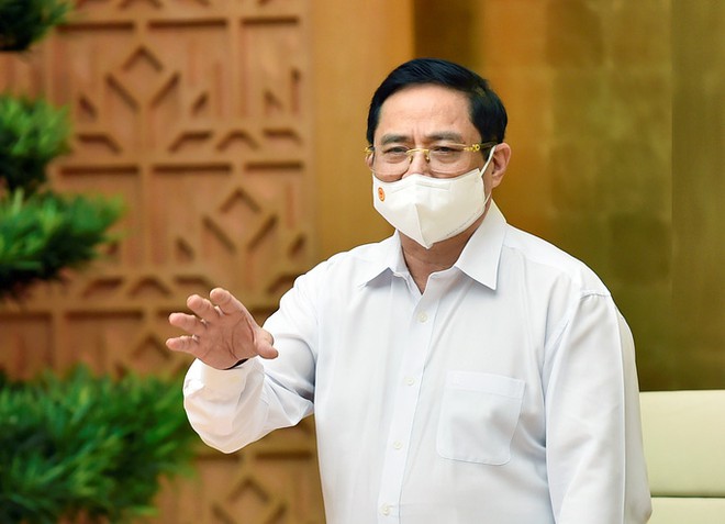 Thủ tướng: Thực hiện giải ph&aacute;p hiệu quả giảm nhanh ca bệnh nặng, hạn chế tối đa ca tử vong - Ảnh 1.
