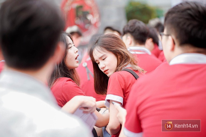 Điểm danh các trường Đại học có đồng phục xịn xò nhất Việt Nam, 1 trường từng gây bão vì nữ sinh giống idol Kpop - Ảnh 8.