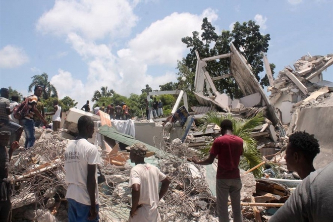 Hơn 1.400 người tử vong và 6.000 người bị thương trong trận động đất ở Haiti - Ảnh 1.
