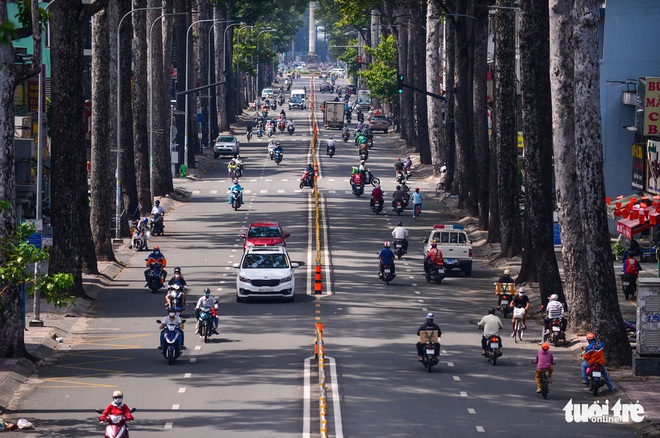 Diễn biến dịch ngày 17/8: Hà Nội phát hiện thêm 41 ca dương tính; F0 trong cộng đồng đang tăng mạnh tại quận 8, quận 3, quận 1, Bình Tân, Tân Phú - Ảnh 1.