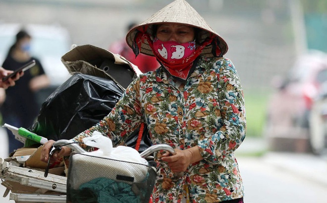Lao động tự do ở Hà Nội không phải về quê xin xác nhận được hưởng 1,5 triệu đồng - Ảnh 1.