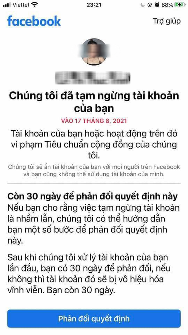 Xôn xao nghi vấn nhiều tài khoản Facebook bị khoá vĩnh viễn vì share clip nhạy cảm - Ảnh 1.