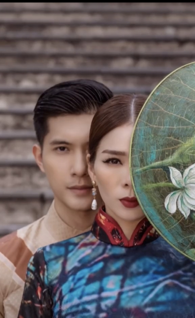 Hội FA ra mà xem, chị đẹp Lệ Quyên và tình trẻ Lâm Bảo Châu lộ loạt ảnh tình bể bình chẳng khác chi ảnh cưới! - Ảnh 5.